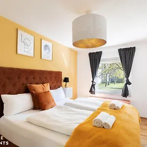 pineapple-apartments-zwinger-vii.dresdenhotels.net/